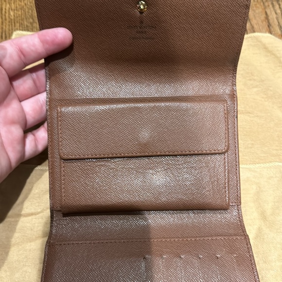 Louis Vuitton wallet - Picture 3 of 5